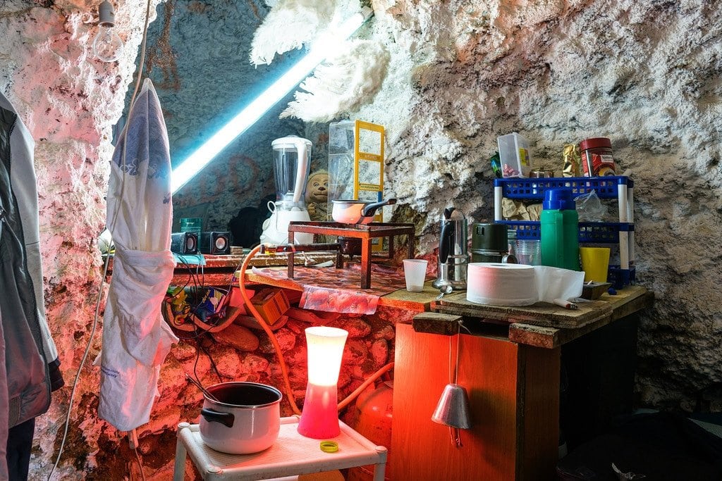 Sacromonte Cave Kitchen Spain